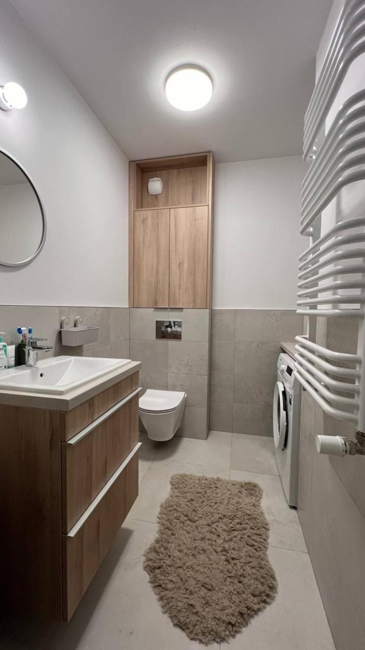 Chopin Airport Apartments Warsaw Exterior photo